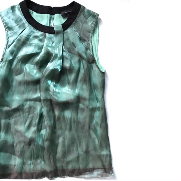 Robert Rodriquez Metallic Shell Top - Picture 3 of 6